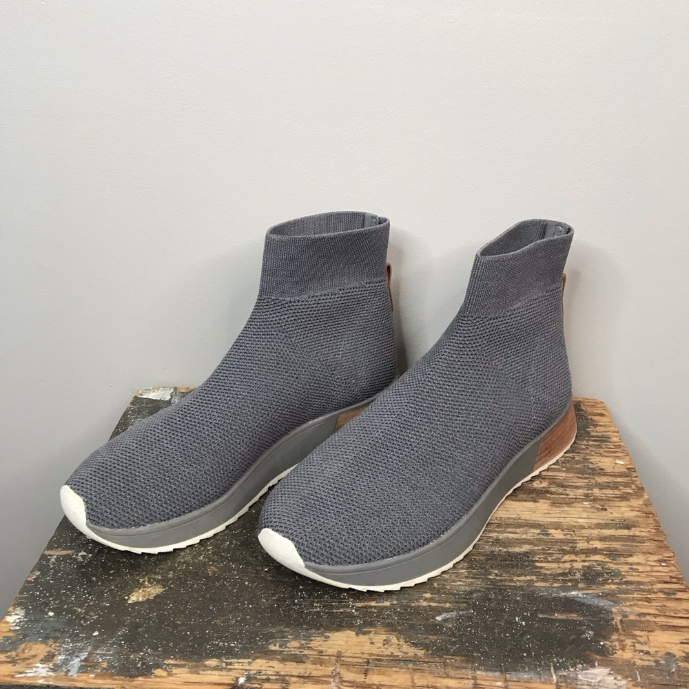 Dr Scholl’s Rainmaker Boots Original Collection Woman’s Size 7.5